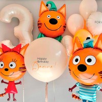 Комплект оранжевых и телесных шаров на 3 года по мультфильму Три кота
