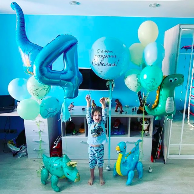 Оформление шарами детского дня рождения "Страна динозаврия"