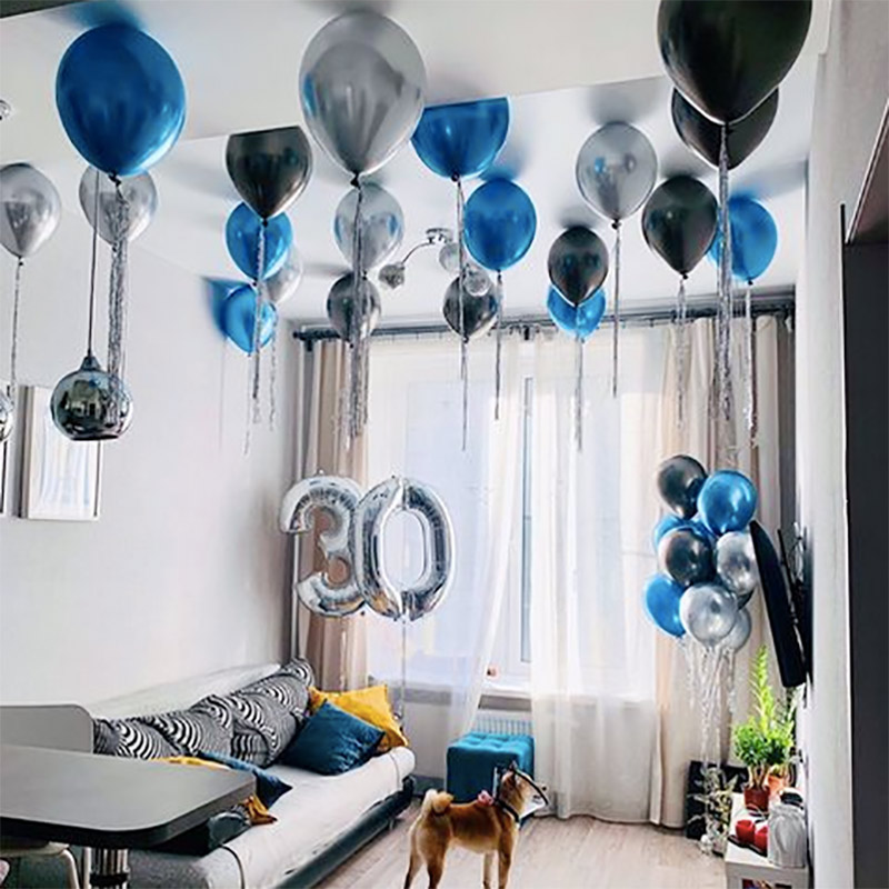 Оформление шарами на день рождения синего и серебряного цвета