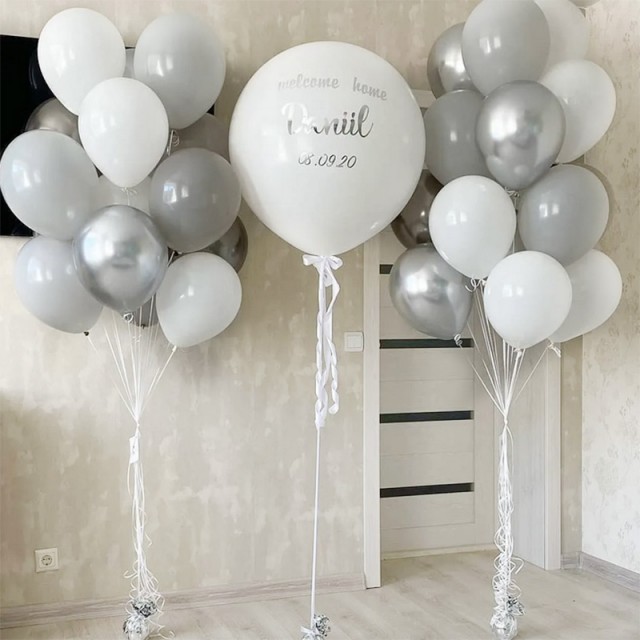 Огромные шары белого цвета в наборе "Воздушные замки"