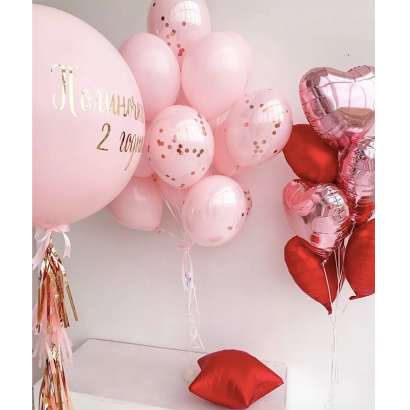 Композиции из надувных шаров розового цвета