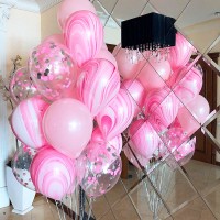 Облако воздушных шаров нежных розовых оттенков