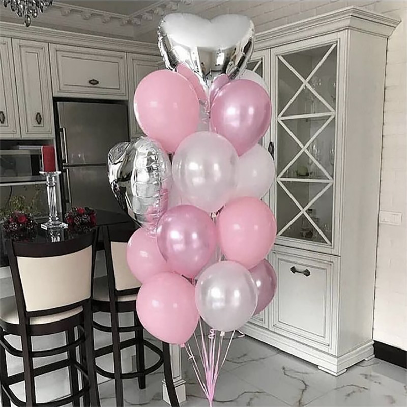 Фонтан из розовых и белых воздушных шаров - 1